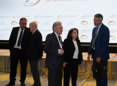 Yossi Beilin07.jpg