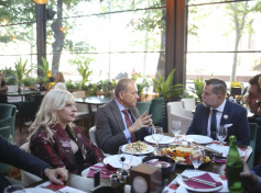 202505_Skopje_05_Lunch_011.jpg