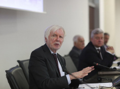 Erkki Tuomioja 007.jpg