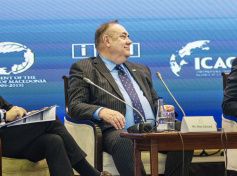 AlexSalmond11.jpg